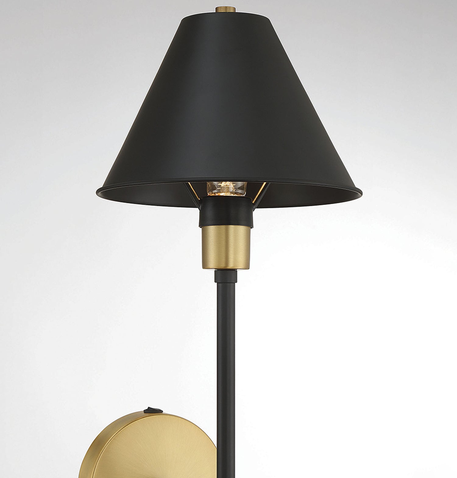 Meridian M90070B 1-Light Wall Sconce