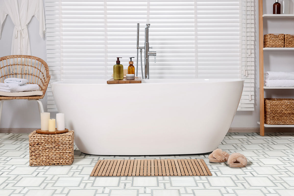 Bianco Dolomite Alana polished - bathroom room scene