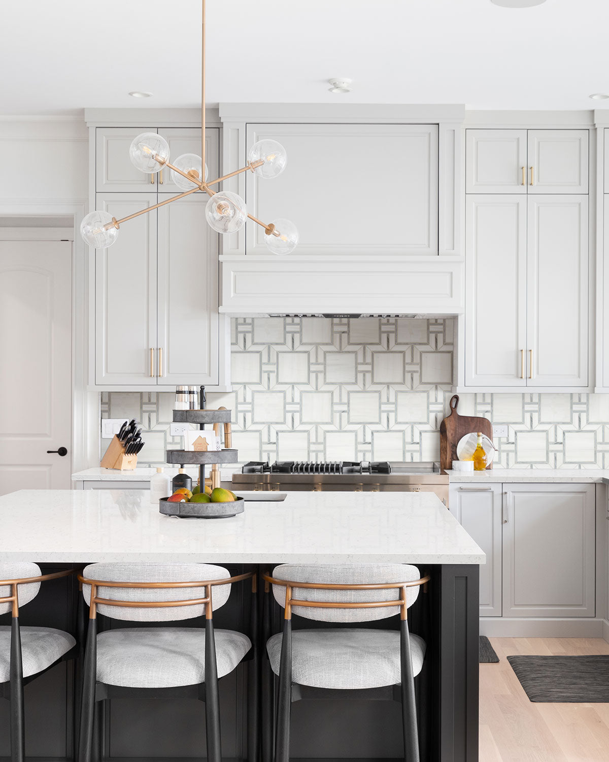 Bianco Dolomite Alana polished - kitchen room scene