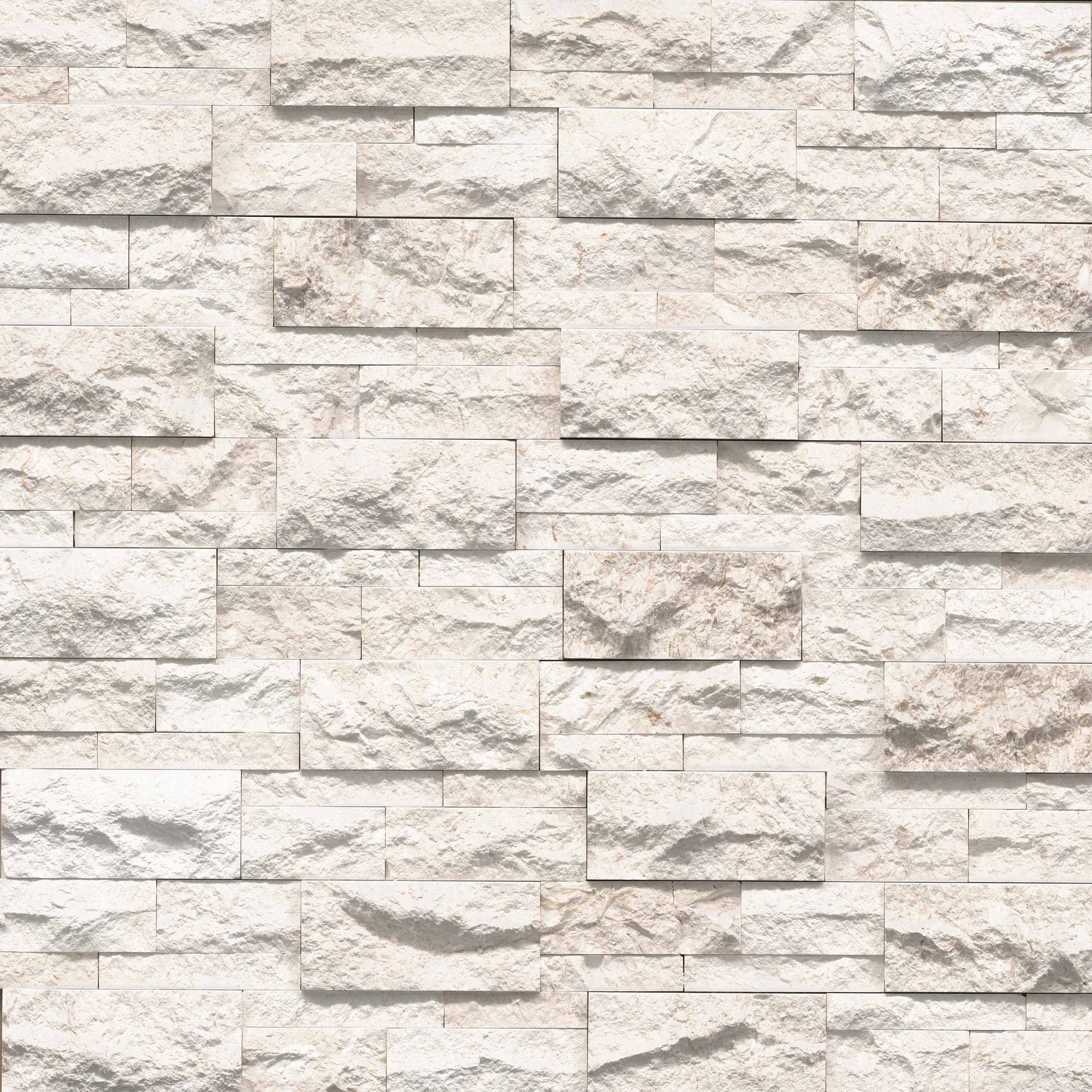 Mayra White XL Rockmount